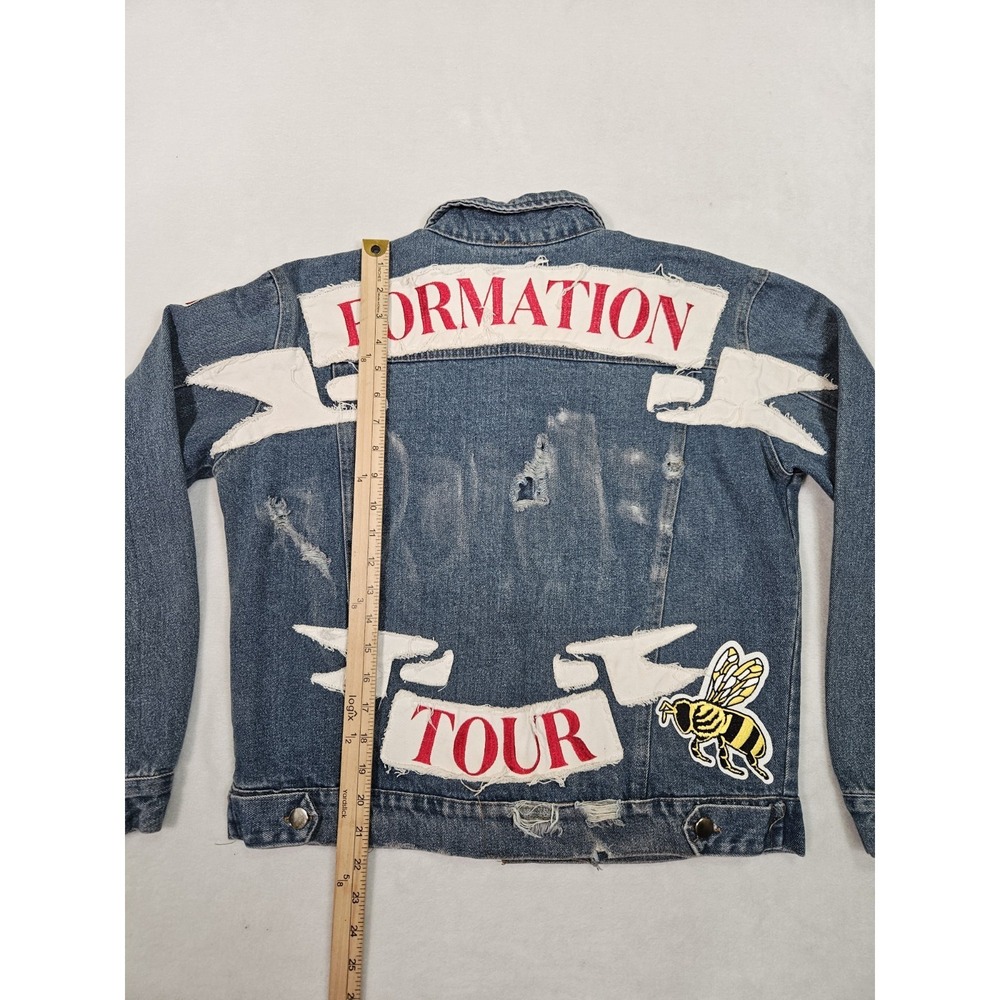 Beyonce' Formation Tour Denim Jacket (2024) Distressed Size Small Made In USA - Picture 6 of 9